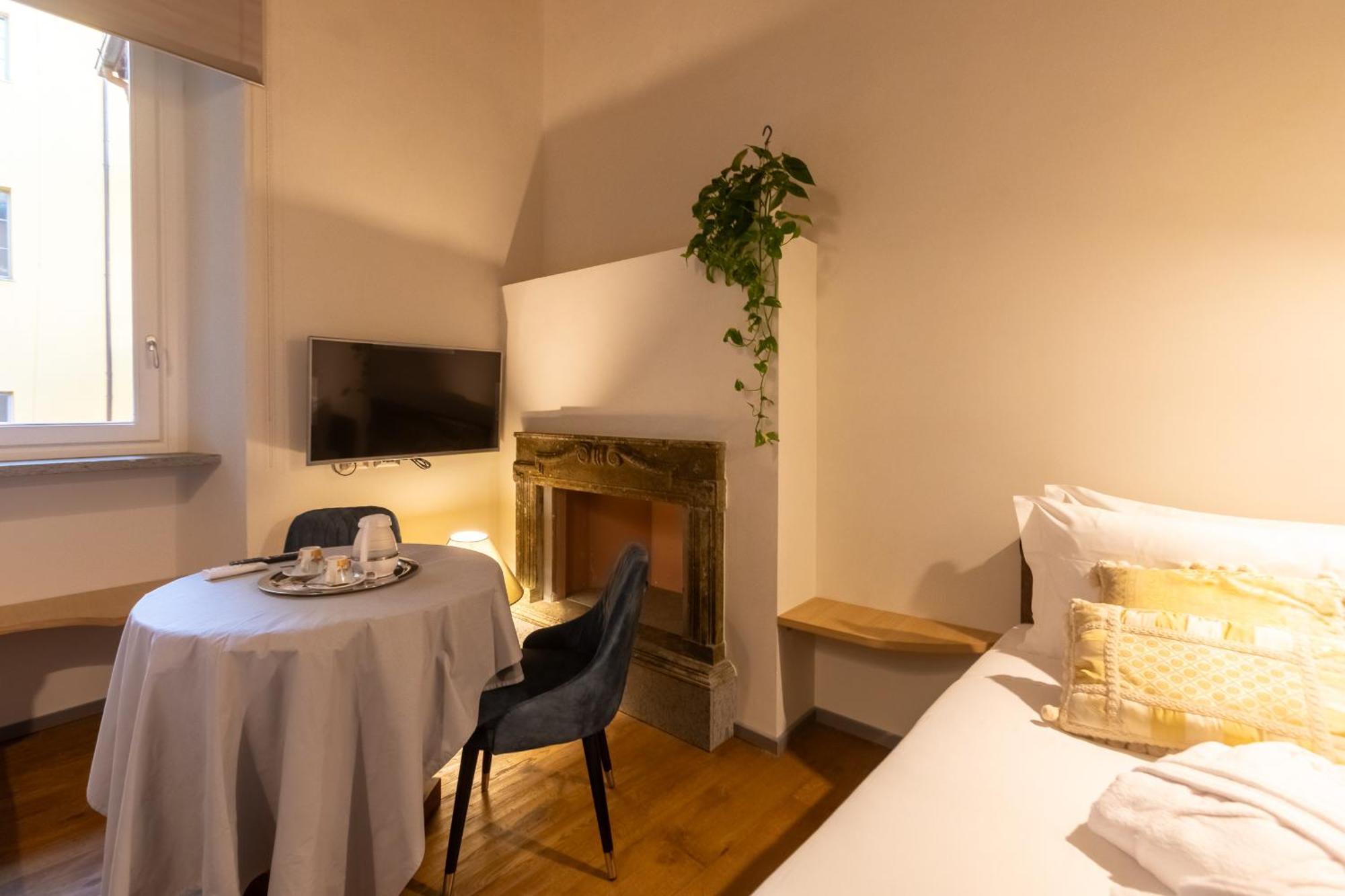 Fontana Di Trevi Roma Luxury Suite Exteriér fotografie
