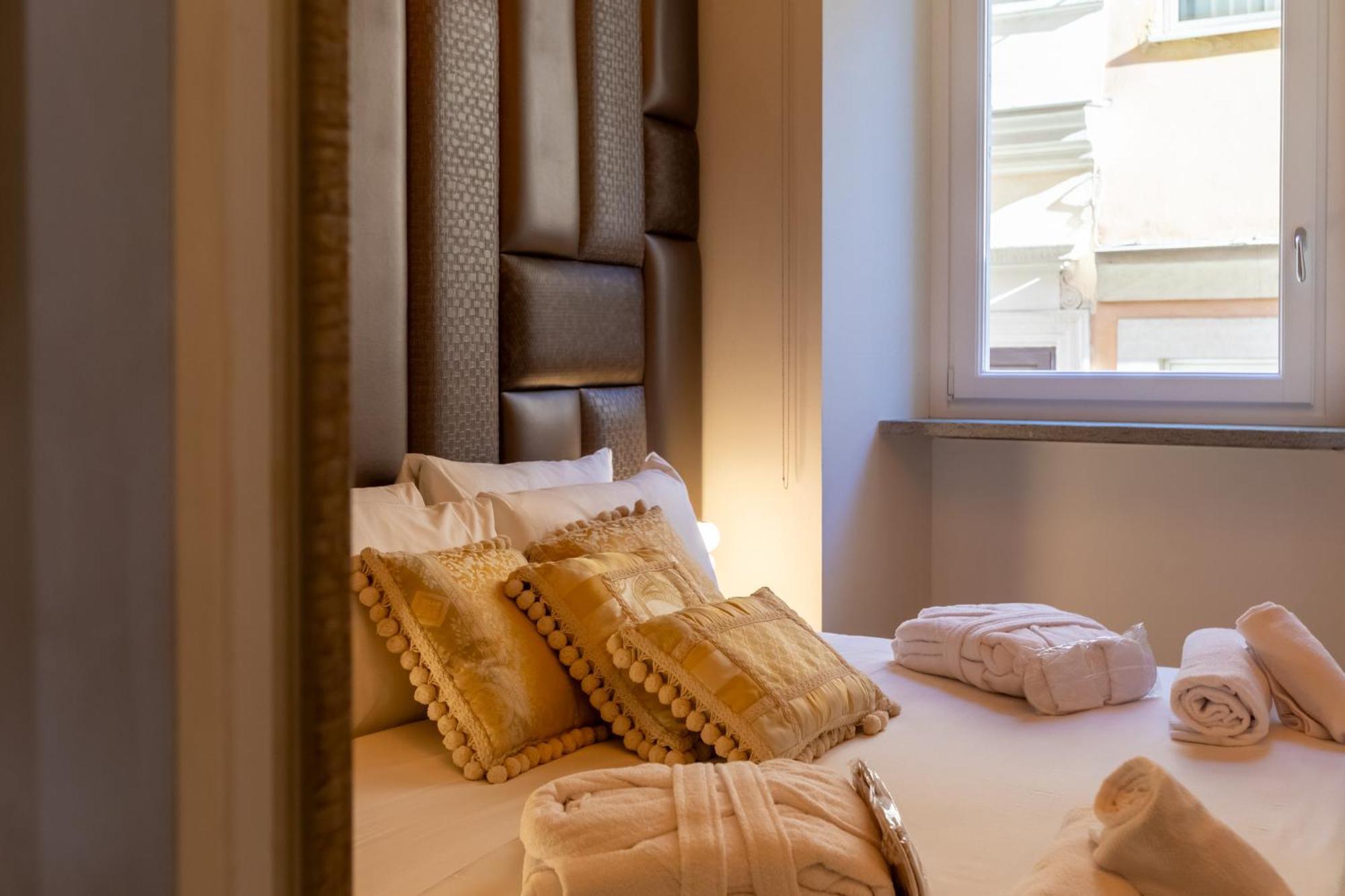 Fontana Di Trevi Roma Luxury Suite Exteriér fotografie