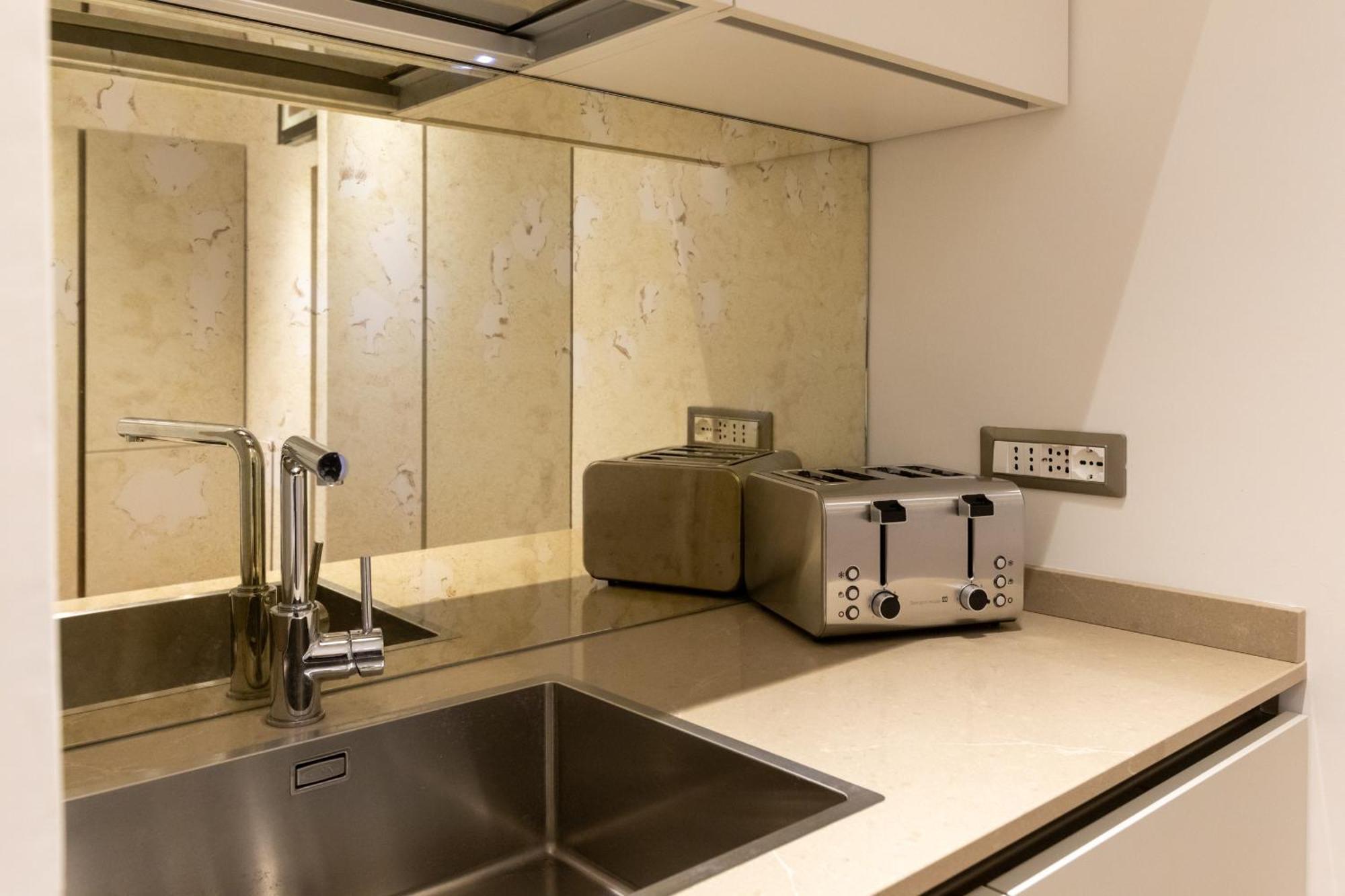Fontana Di Trevi Roma Luxury Suite Exteriér fotografie